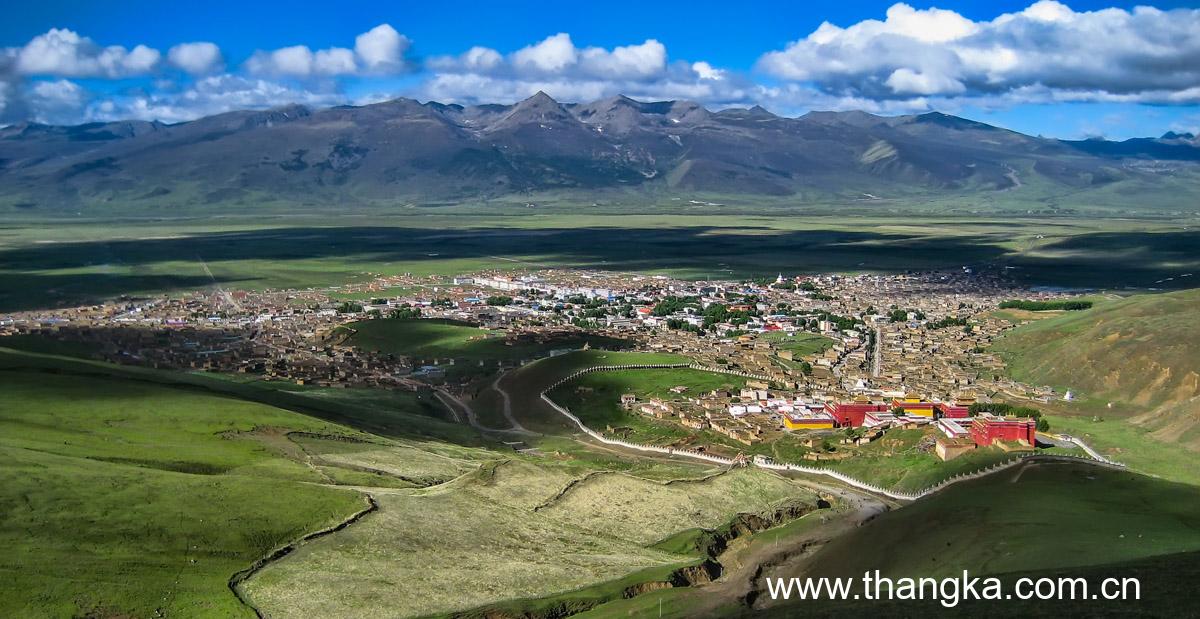 A scenic view of Ganzi Changqing Chunkeer Si