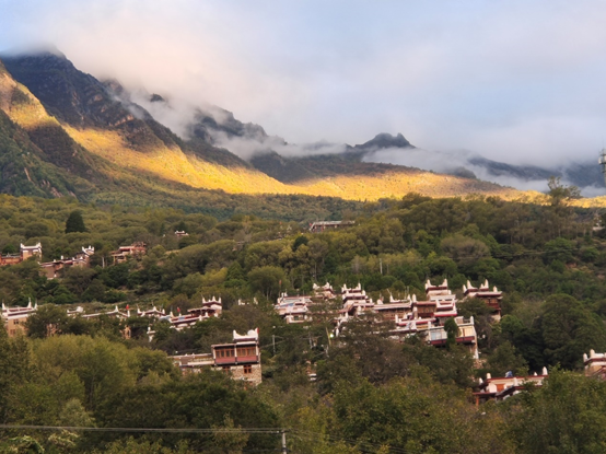 A scenic view of Ganzi Danba Gudiaoqun