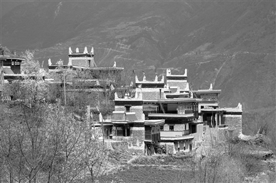 A scenic view of Ganzi Danba Gudiaoqun