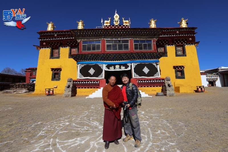 A scenic view of Ganzi Huiyuansi