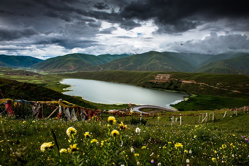 A scenic view of Ganzi Larima Shiban Cangzhai