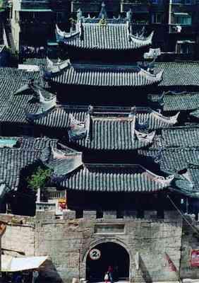 A scenic view of Guangyuan Jueyuansi