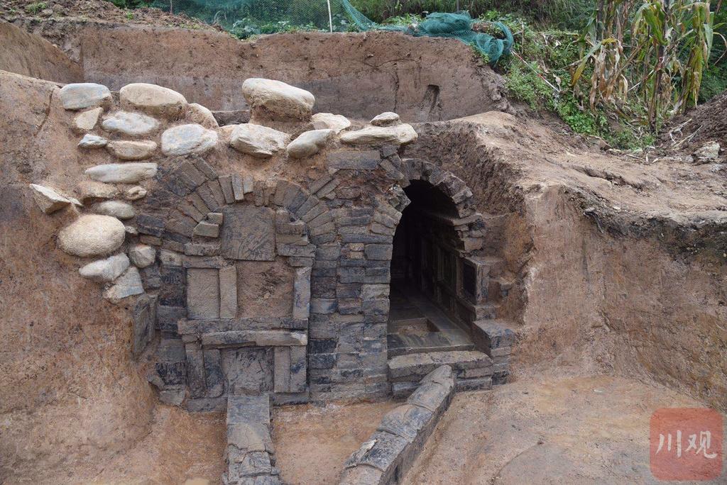 A scenic view of Guangyuan Qingchuan Haojiaping Zhanguo Muqun