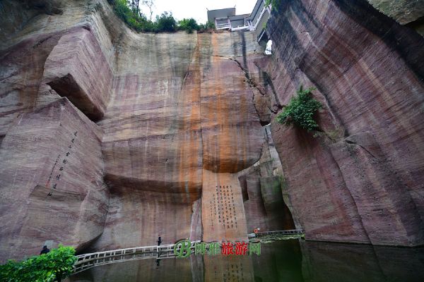 A scenic view of Guangzhou Lianhuashan Gucaishichang