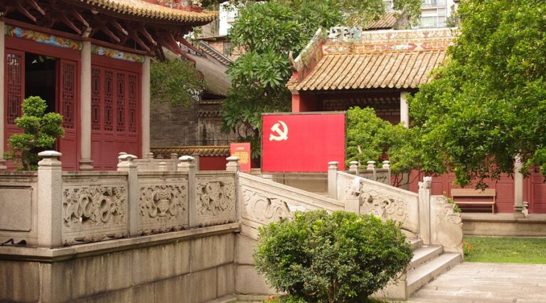 Exploring Guangzhou Nongmin Yundong Jiangxisuo Jiuzhi: A Journey Through Nature and Tradition