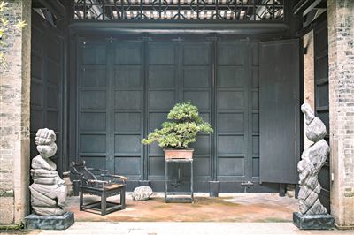 A scenic view of Guangzhou Wanmu Caotang