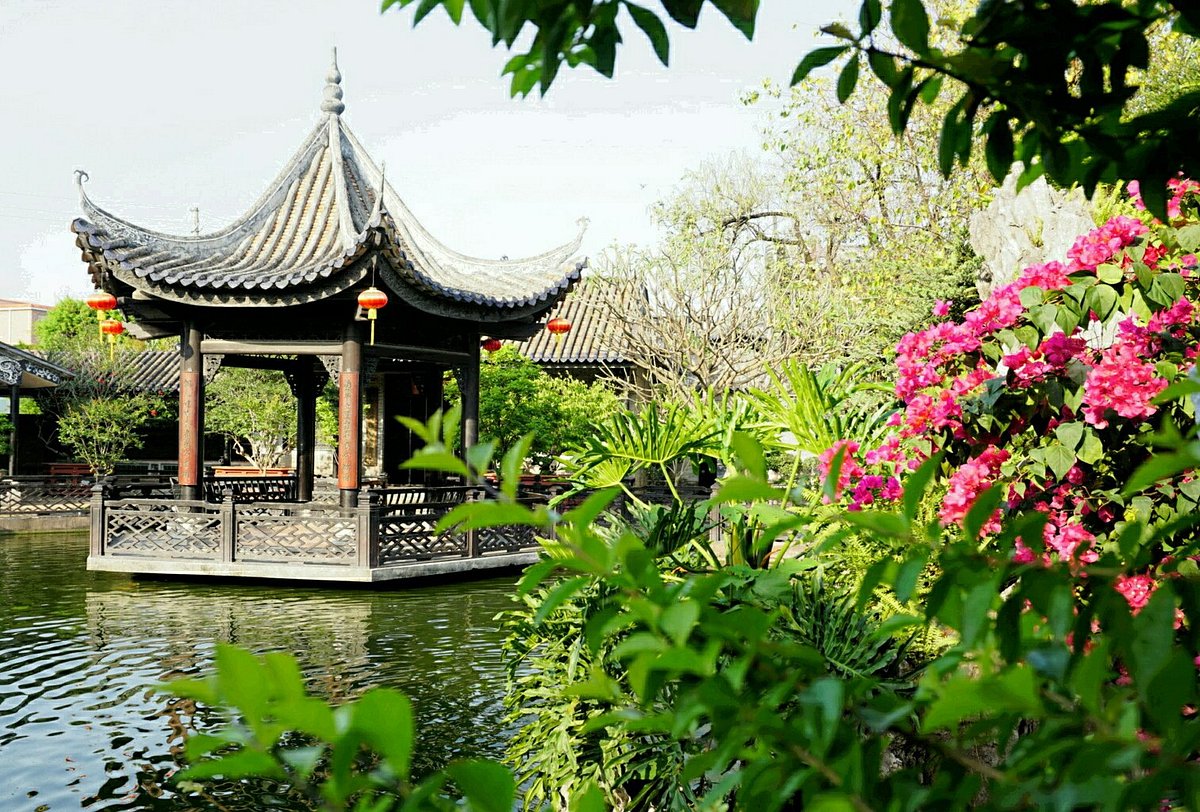 A scenic view of Guangzhou Yuyin Shanfang