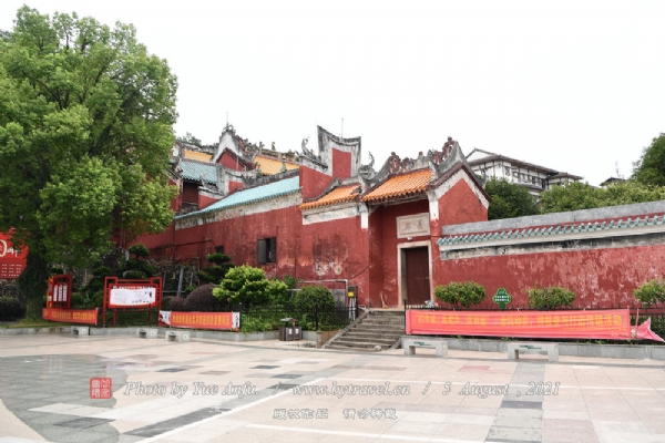 A scenic view of Guilin Gongcheng Gujianzhuqun