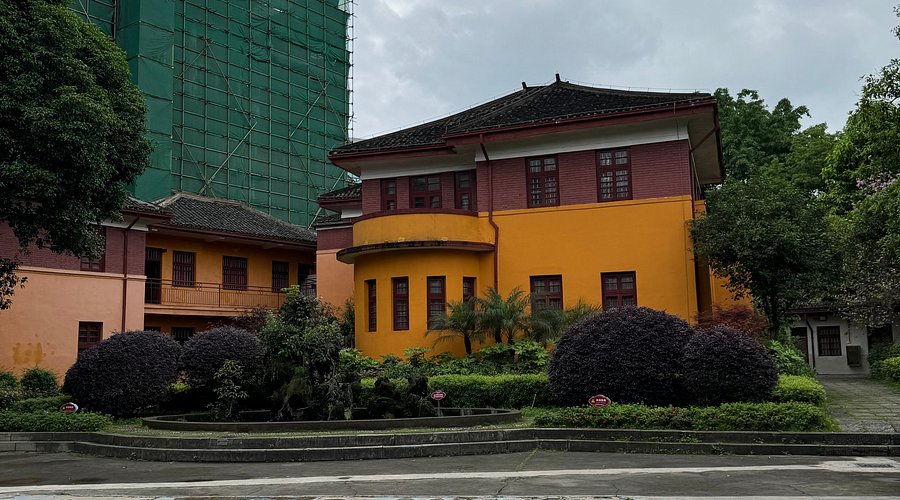A scenic view of Guilin Lizongren Guju