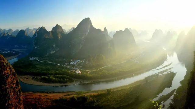 A scenic view of Guilin Shike