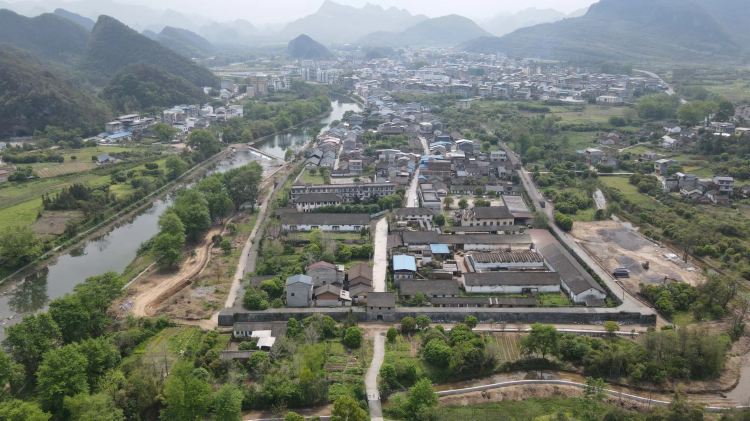A scenic view of Guilin Yongningzhoucheng Chengqiang