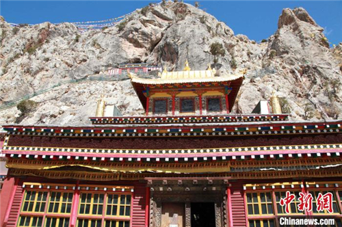 A scenic view of Haibei Gahai Gucheng Yizhi