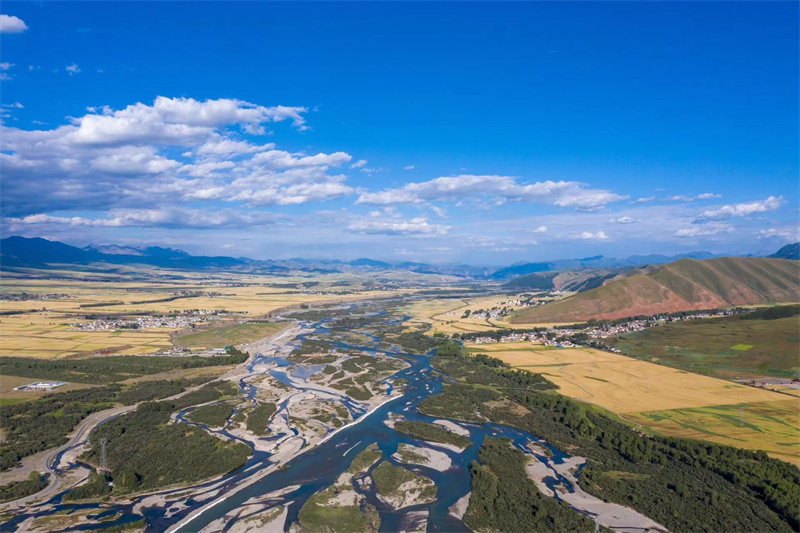 A scenic view of Haibei Menyuan Gucheng