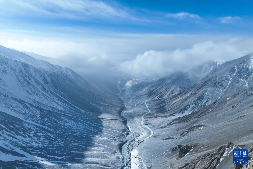 A scenic view of Haibei Menyuan Gucheng
