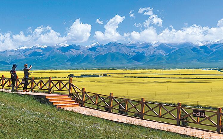 A scenic view of Haibei Menyuan Gucheng