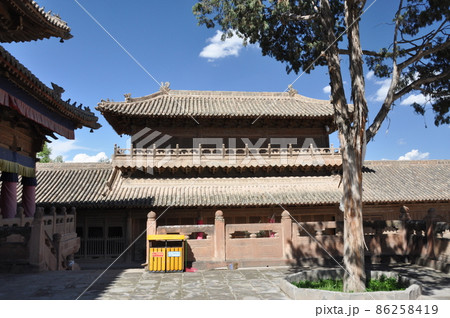 A scenic view of Haidong Quezangsi
