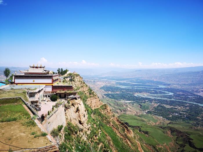 A scenic view of Haidong Xiaqiongsi