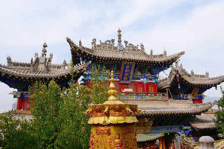 A scenic view of Haidong Youningsi