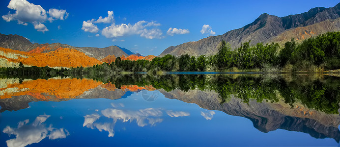 A scenic view of Haidong Youningsi