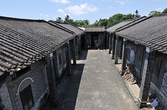 A scenic view of Haikou Qiongshan Houjia Dayuan