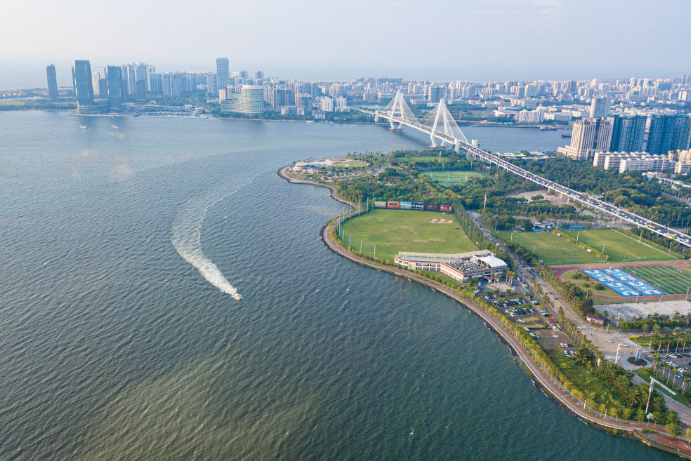 A scenic view of Haikou Yantangbei Tingtangbei Shuili Gongcheng