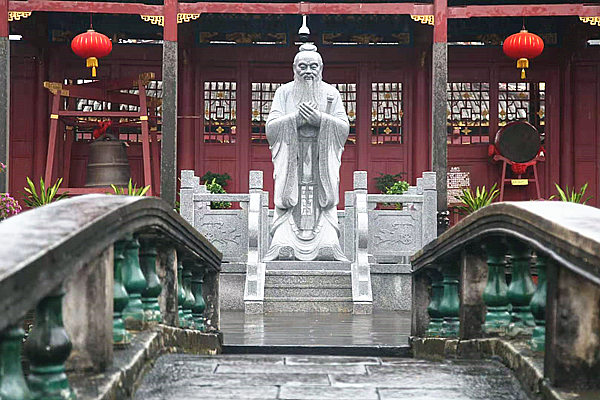 A scenic view of Hainan Wenchangmiao