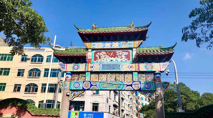 A scenic view of Hainan Wenchangmiao