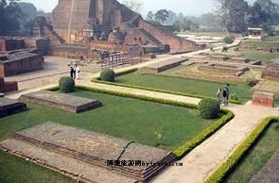 A scenic view of Hami Baiyanggou Fosi Yizhi