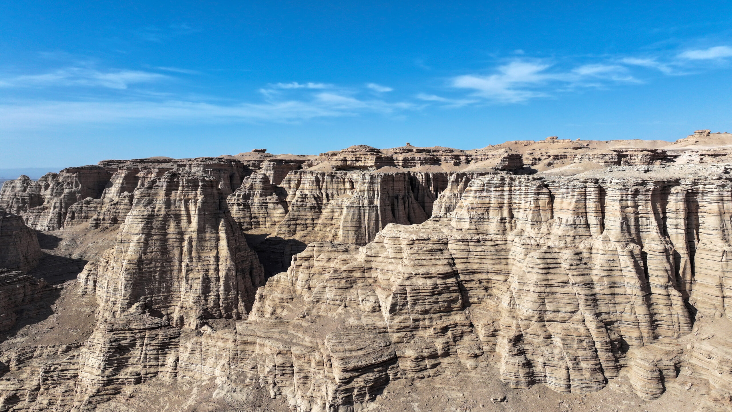 A scenic view of Hami Dahe Gucheng