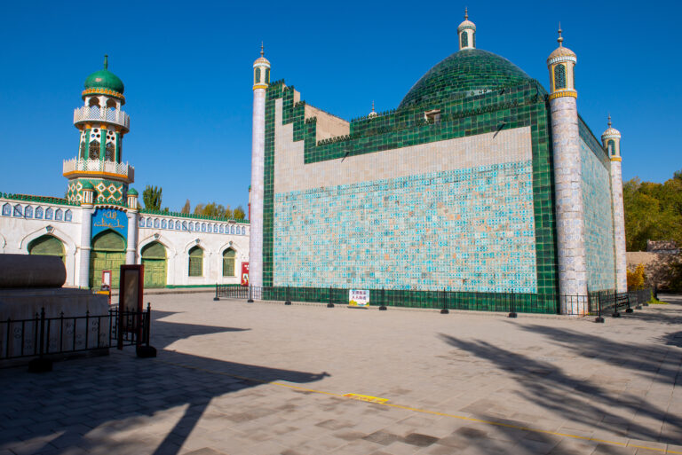 Hami Huiwang Mu: Unveiling Xinjiang’s Breathtaking Natural Wonders