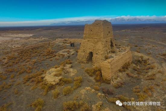 A scenic view of Hami Jingnei Fengsui Yizhi