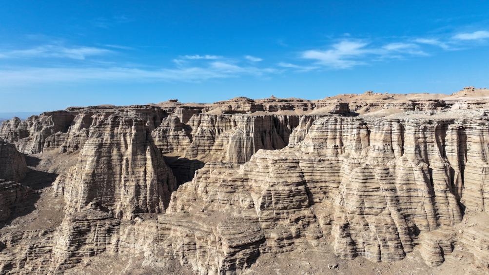 A scenic view of Hami Shirenzi Gou Yizhiqun