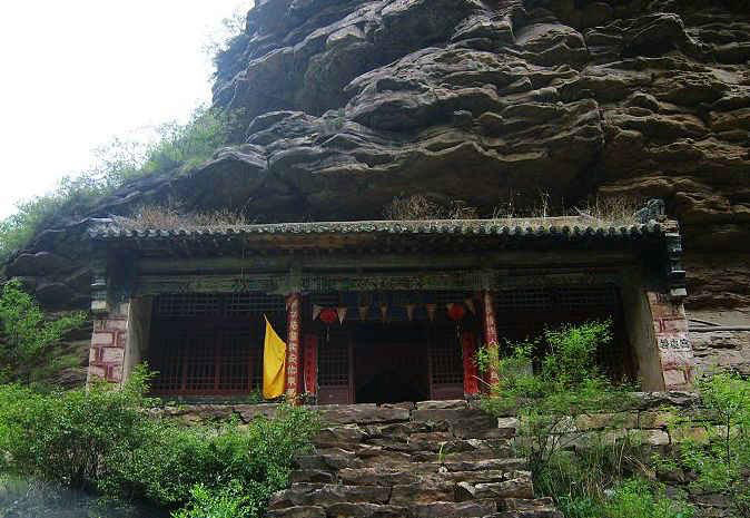 A scenic view of Handan Changuo Temple Site