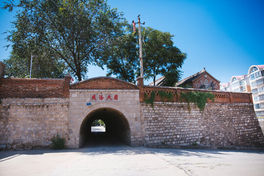 A scenic view of Handan Chengtang Temple Gate
