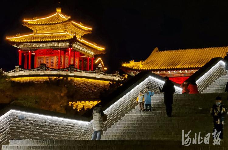 A scenic view of Handan Tianqing Temple Main Hall