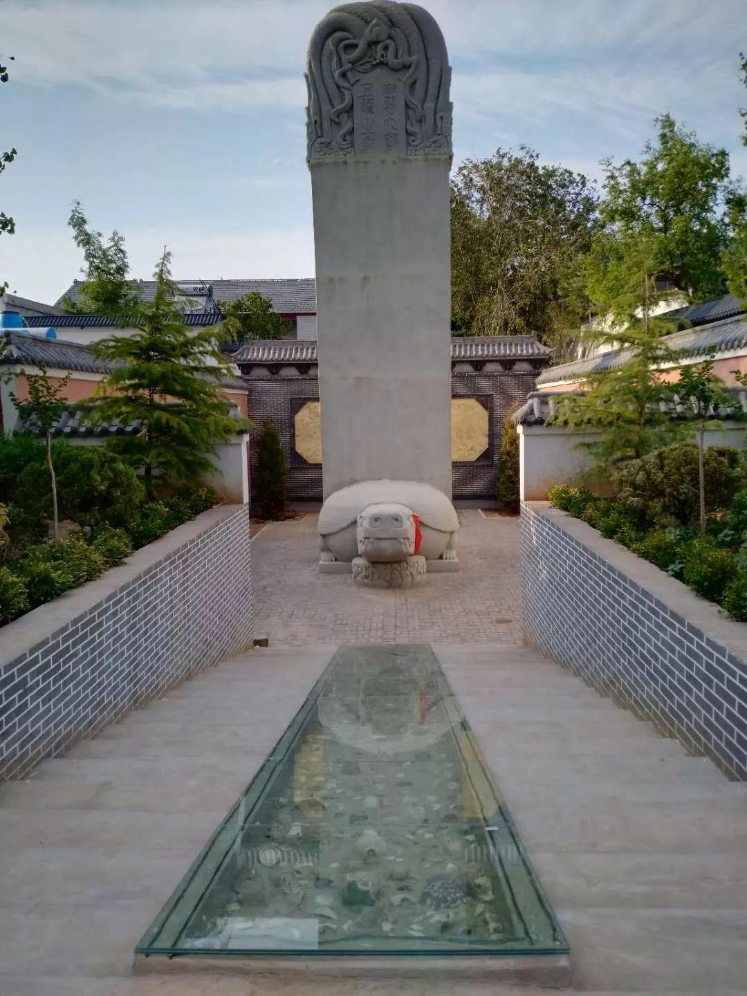 A scenic view of Handan Wuliji Stele