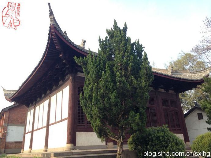 A scenic view of Handan Yuquan Temple Main Hall