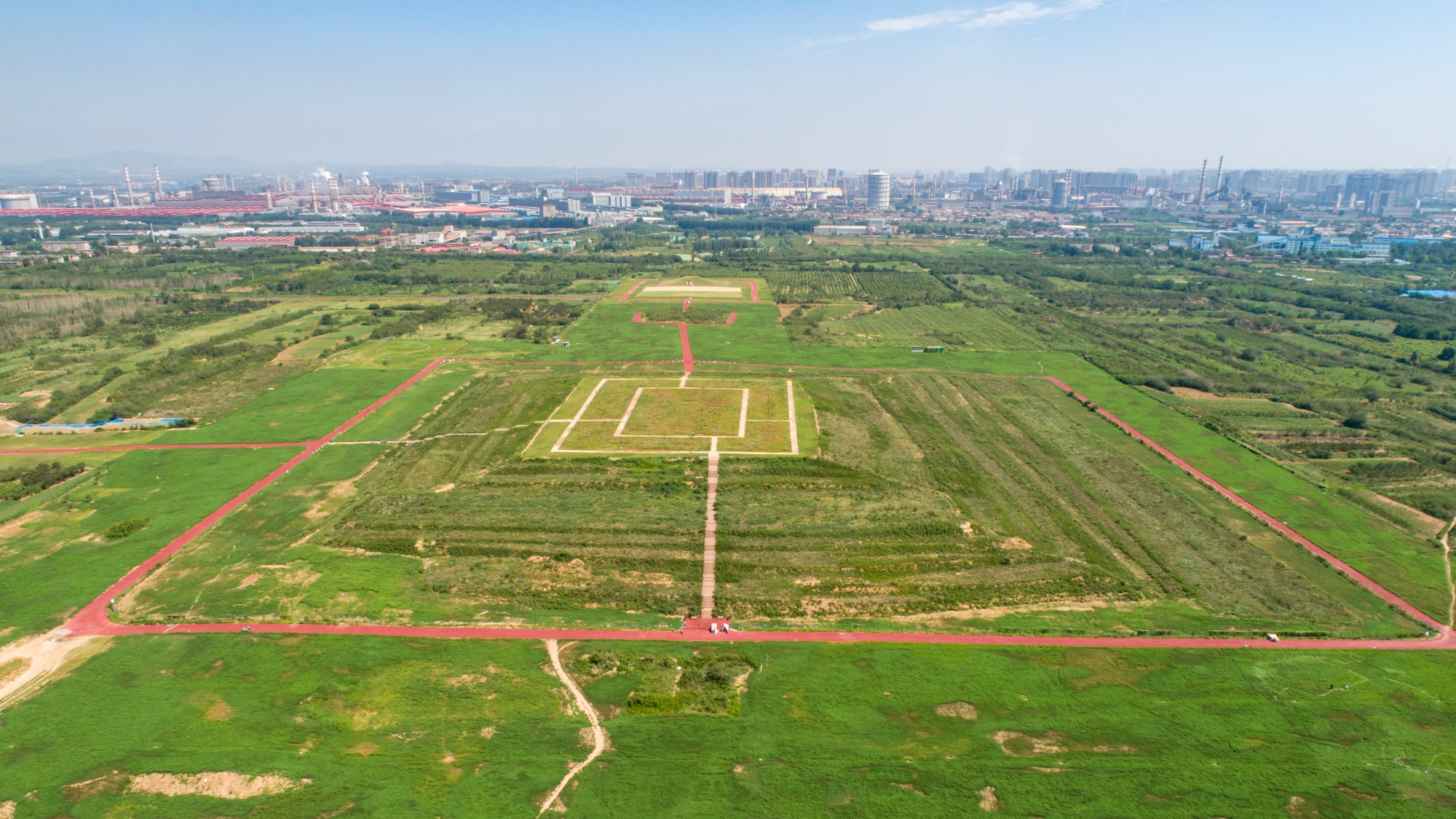 A scenic view of Handan Zhao King Mausoleums