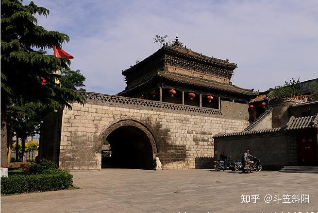 A scenic view of Handan Zhifang Yuhuang Pavilion
