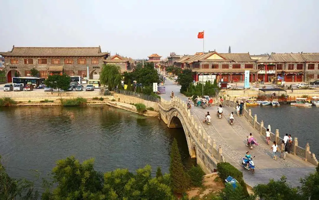 A scenic view of Handan Zhushan Stone Carvings
