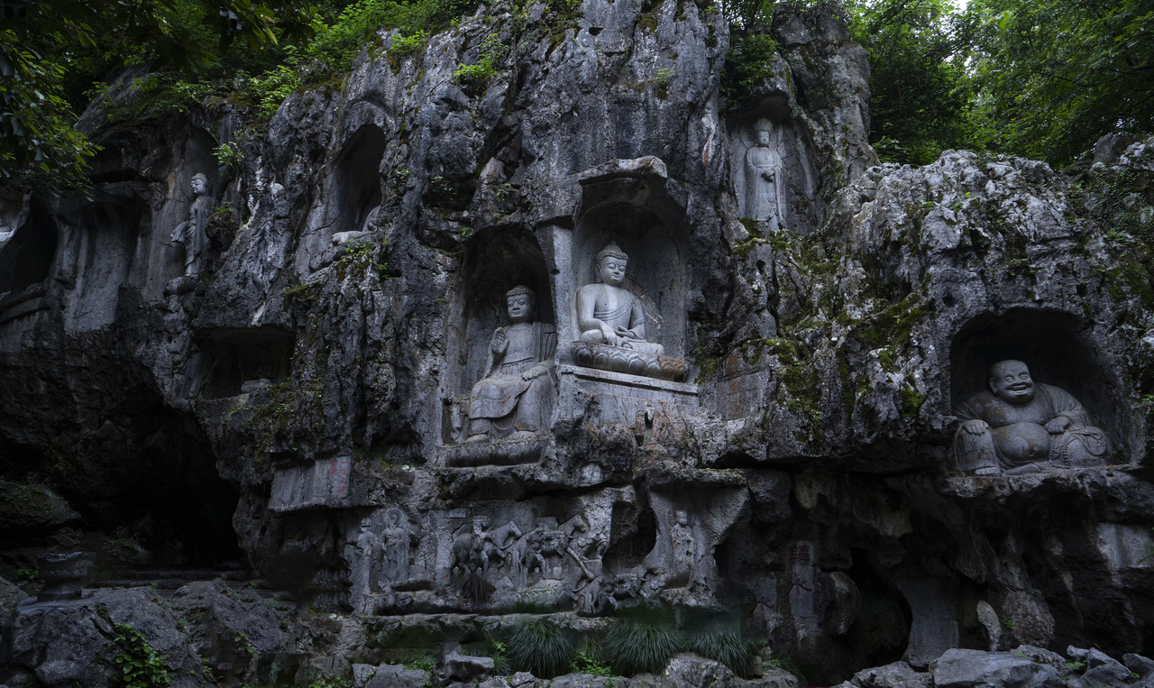 A scenic view of Hangzhou Feilaifeng Zaoxiang