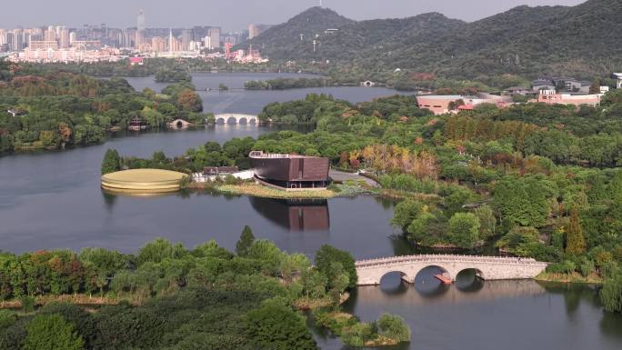 A scenic view of Hangzhou Kuahuqiao Yizhi