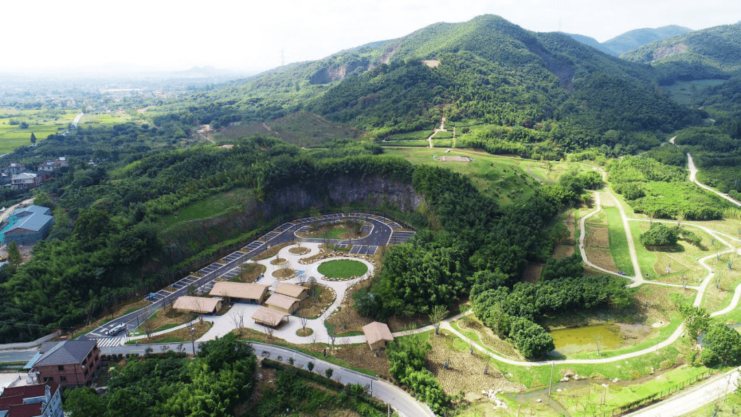 A scenic view of Hangzhou Liangzhu Yizhi