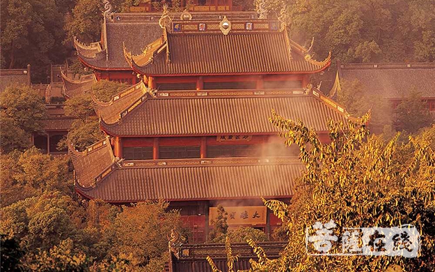 A scenic view of Hangzhou Lingyinsi Shita He Jingchuang