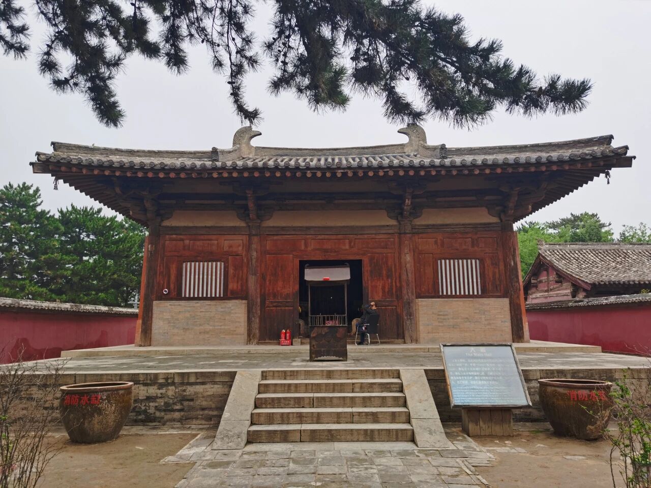 A scenic view of Hangzhou Longxingsi Jingchuang