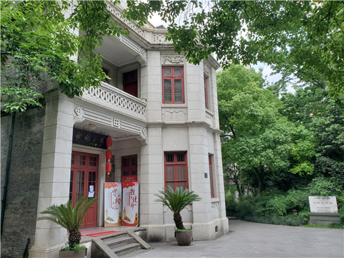 A scenic view of Hangzhou Mayinchu Guju
