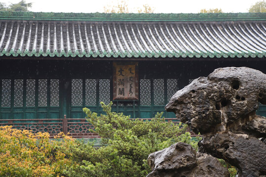 A scenic view of Hangzhou Wenlange