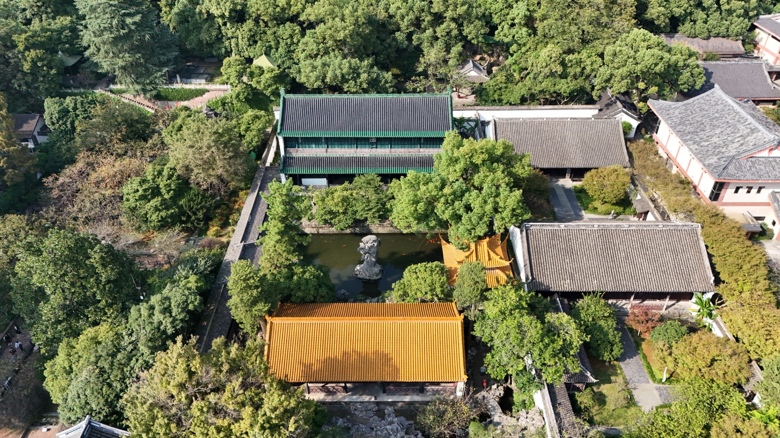 A scenic view of Hangzhou Wenlange