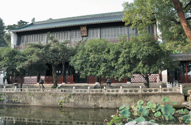 A scenic view of Hangzhou Wenlange