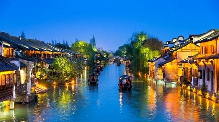 A scenic view of Hangzhou Wenlange